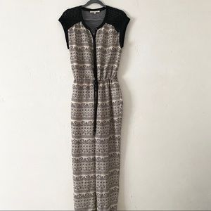 NWOT Daniel Rainn Cap Sleeve Front Button Jumpsuit